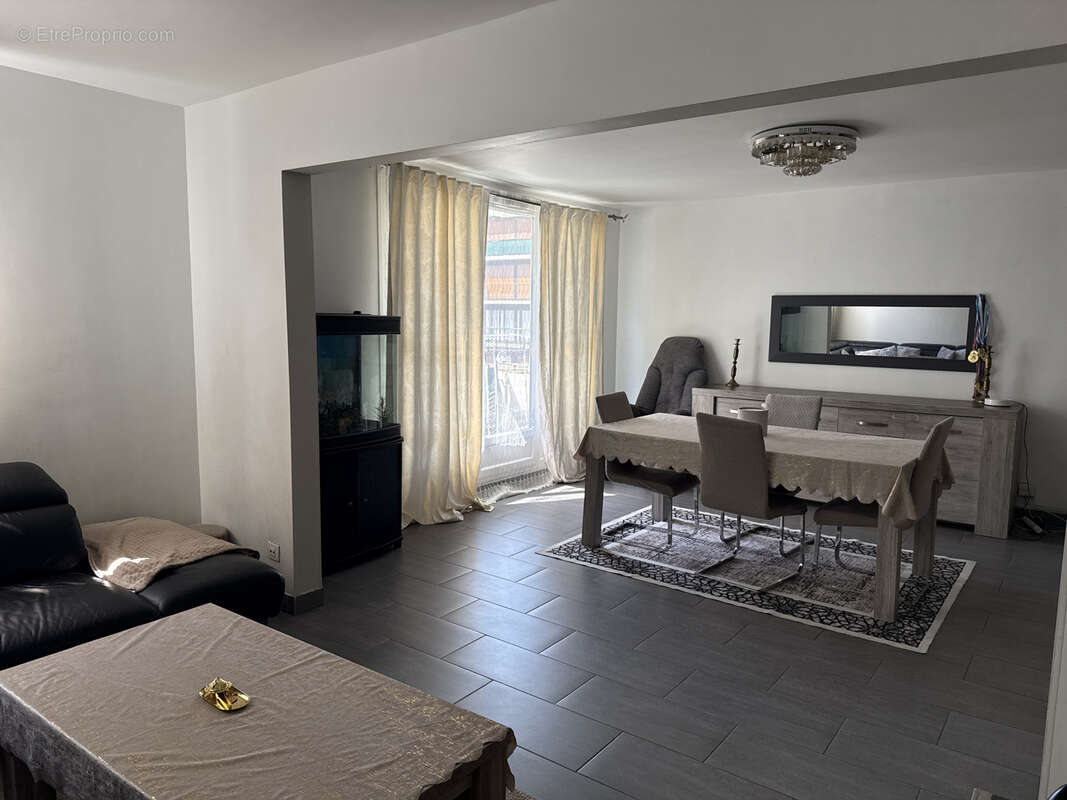 Appartement à PONTOISE