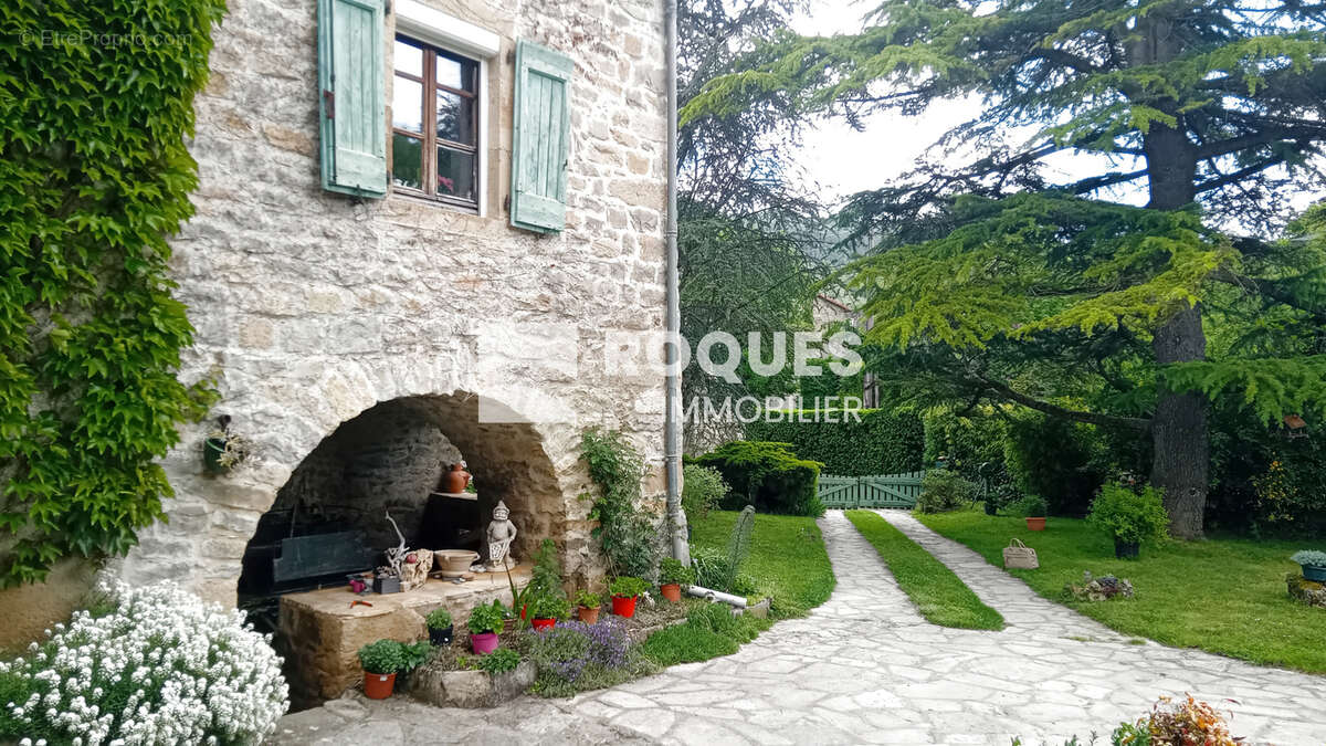 Maison en pierre sur la commune du Bourg, à 25 minutes de Millau - photo 15