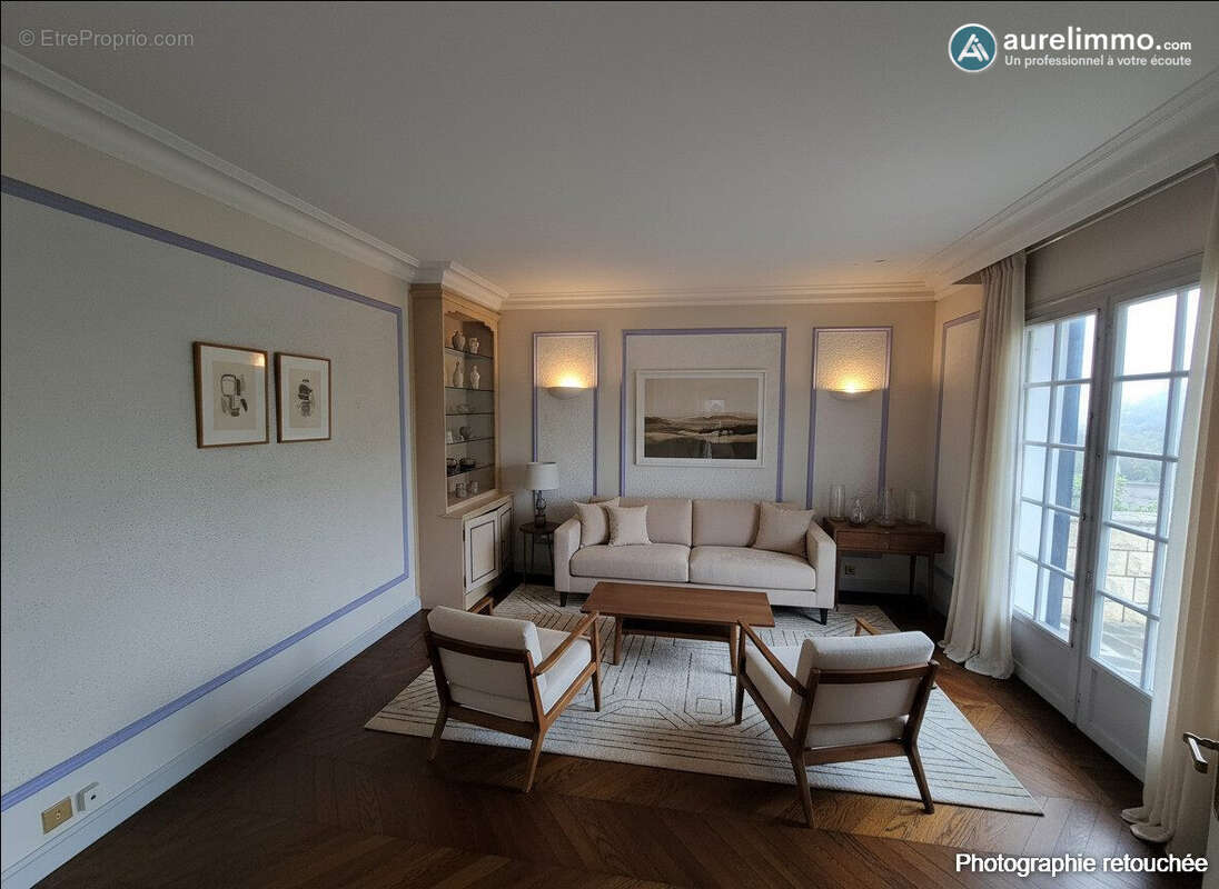 salon d&#039;hiver aménagé - Maison à NERIS-LES-BAINS