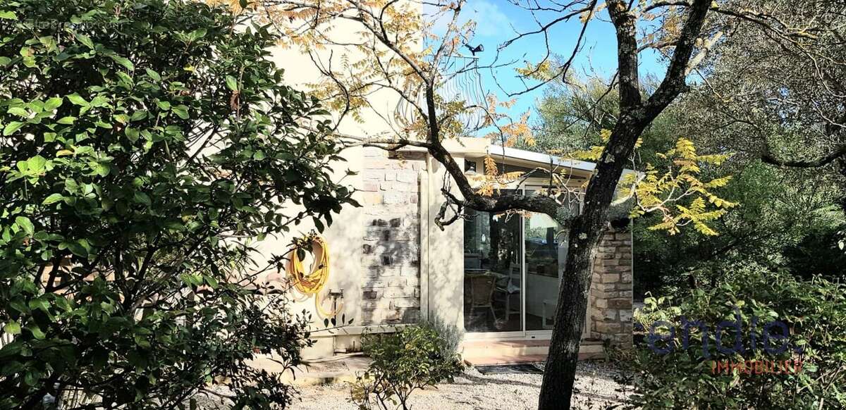 Maison à LORGUES