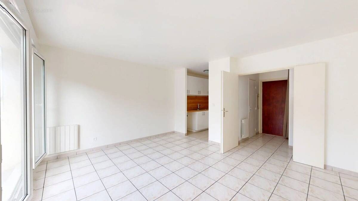 Appartement à PONTAULT-COMBAULT