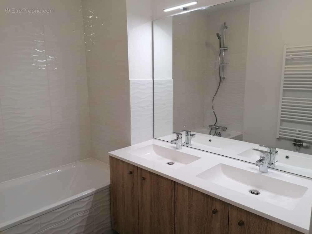 Appartement T4 avec cave et parking cur Blagnac - photo 3