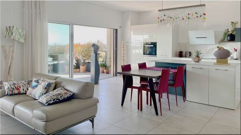 Appartement à DIVONNE-LES-BAINS