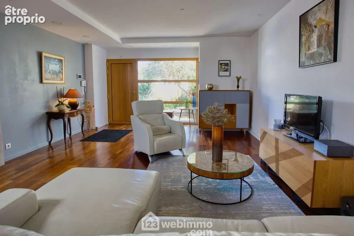 Maison 6 pièces 127 m² à vendre à Nieul-Sur-Mer (17137) - photo 4