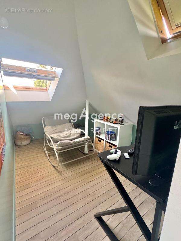 Pavillon individuel, 8 pièces, 180 m2 - photo 15
