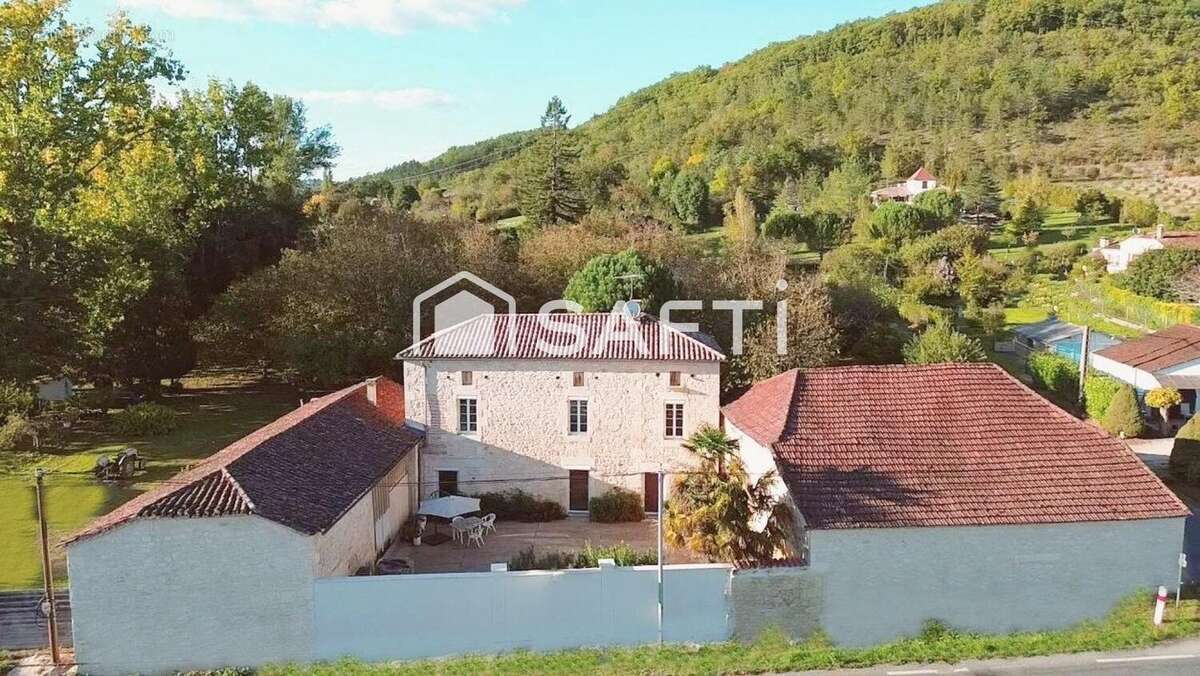 Photo 2 - Maison à FUMEL