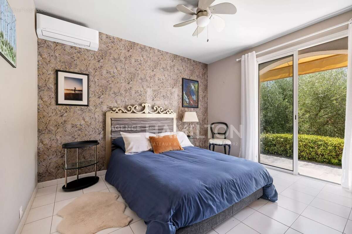 Magnifique villa de plain-pied avec piscine proche de Valbonne - photo 11