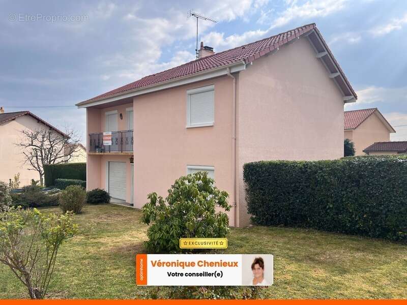 Maison à RILHAC-RANCON