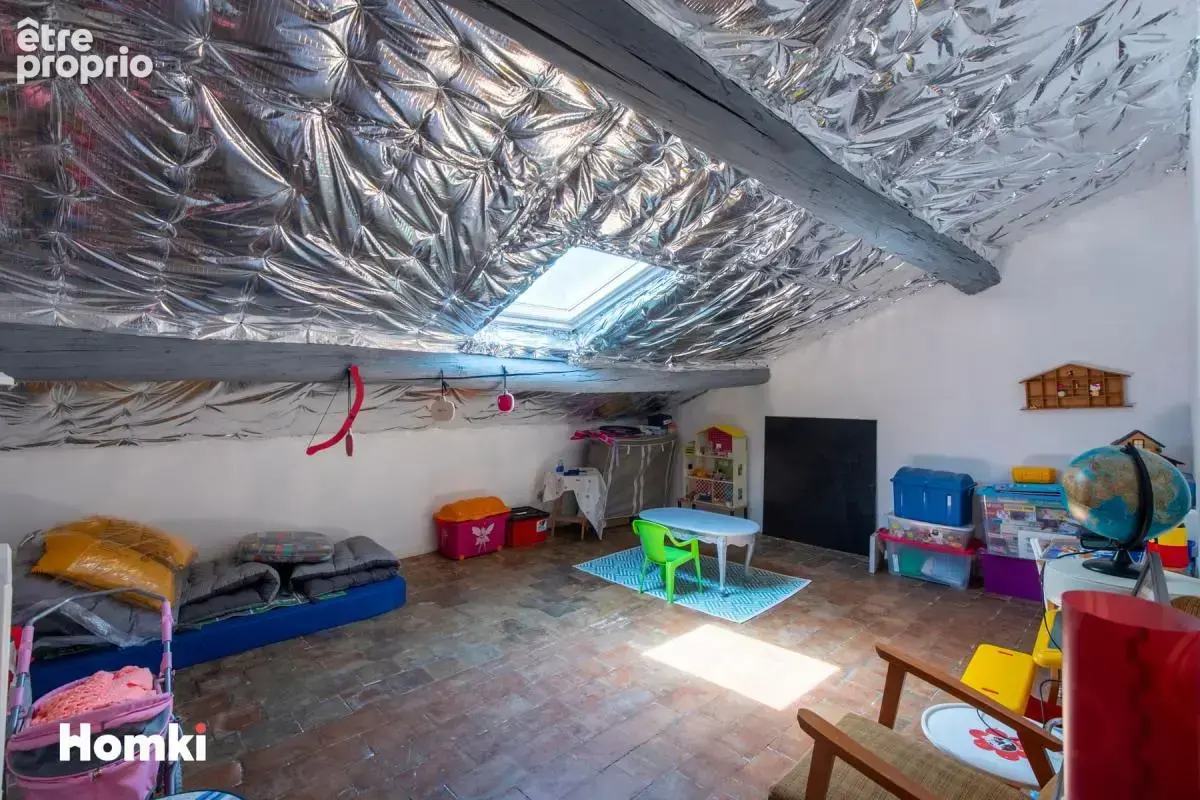 **Authentique mas provençal avec hangar de 220 m² et fort potentiel au cœur de Mallemort** - photo 12