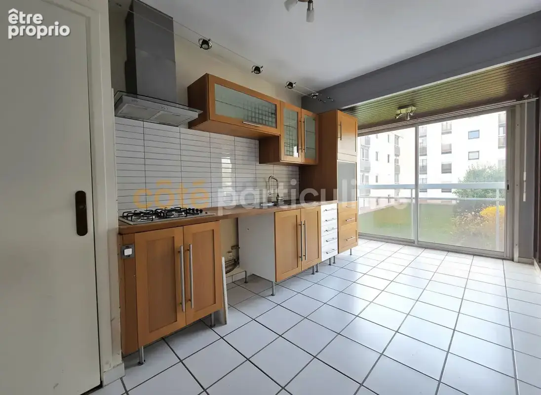 Appartement Saint Germain En Laye 5 pièce(s) avec balcon et Box - photo 3