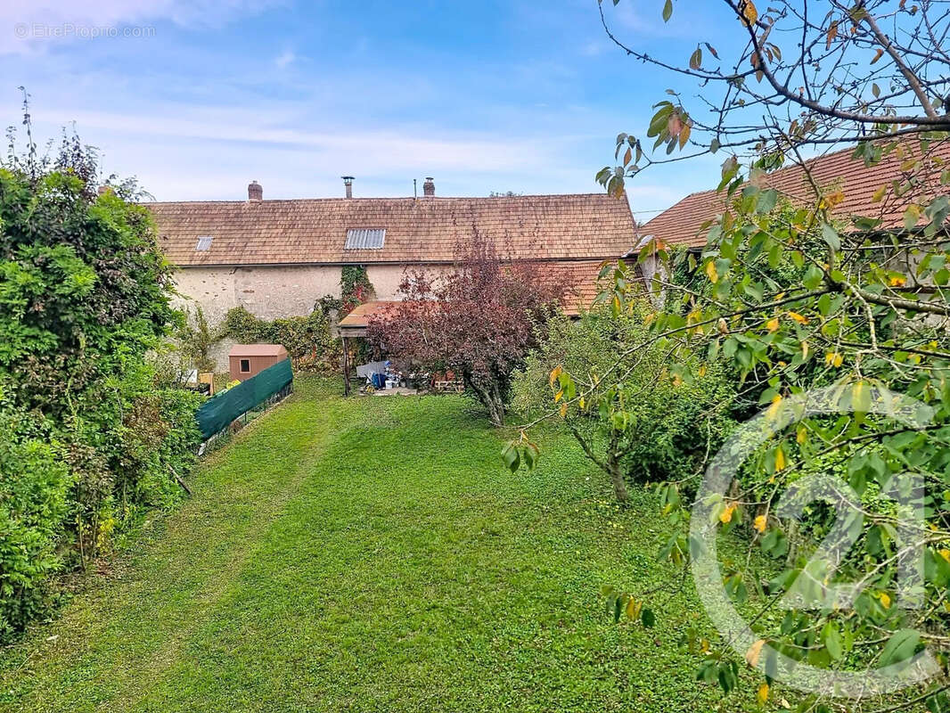 Maison à BEAUCHERY-SAINT-MARTIN