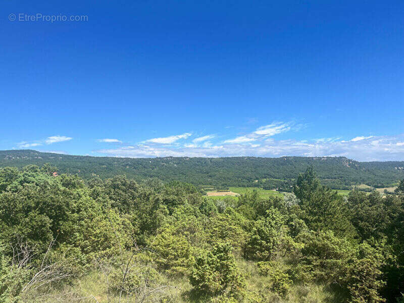 Terrain à CLANSAYES