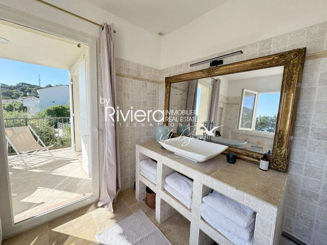 Maison à CAVALAIRE-SUR-MER