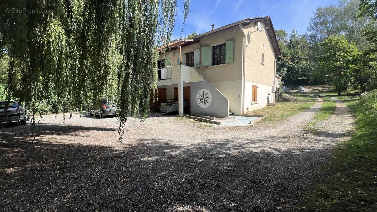 Maison à SAINTE-CROIX-VOLVESTRE