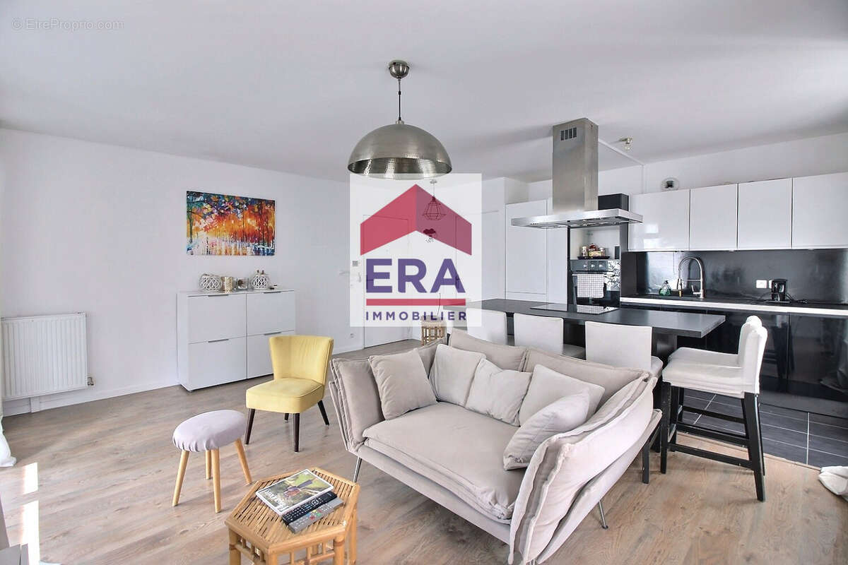 Appartement à L'ILE-SAINT-DENIS