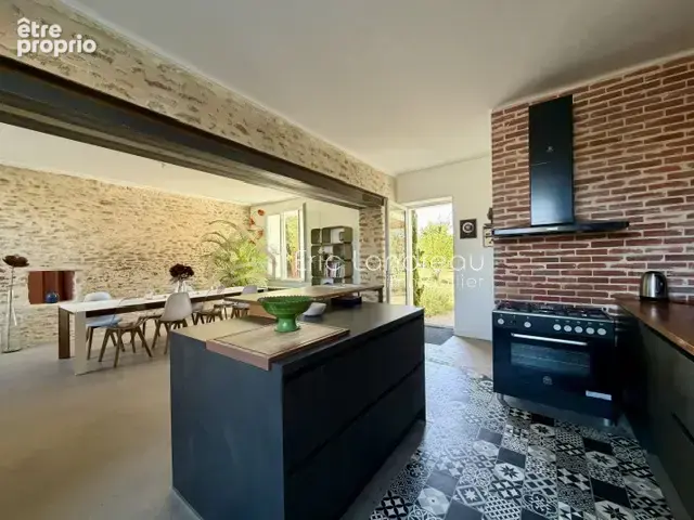 Maison en pierres avec jardin proche des commerces - photo 4