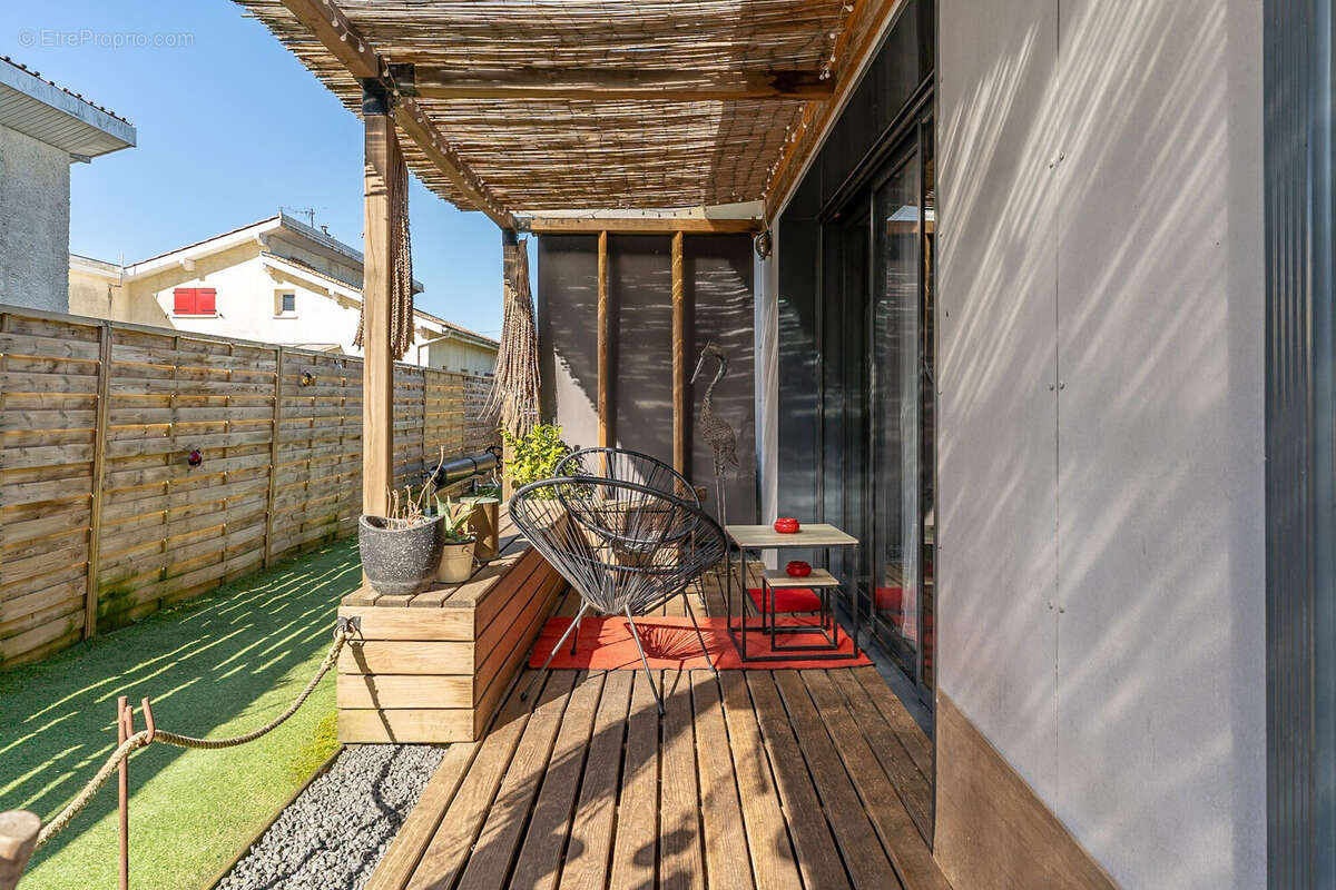Maison à BELIN-BELIET