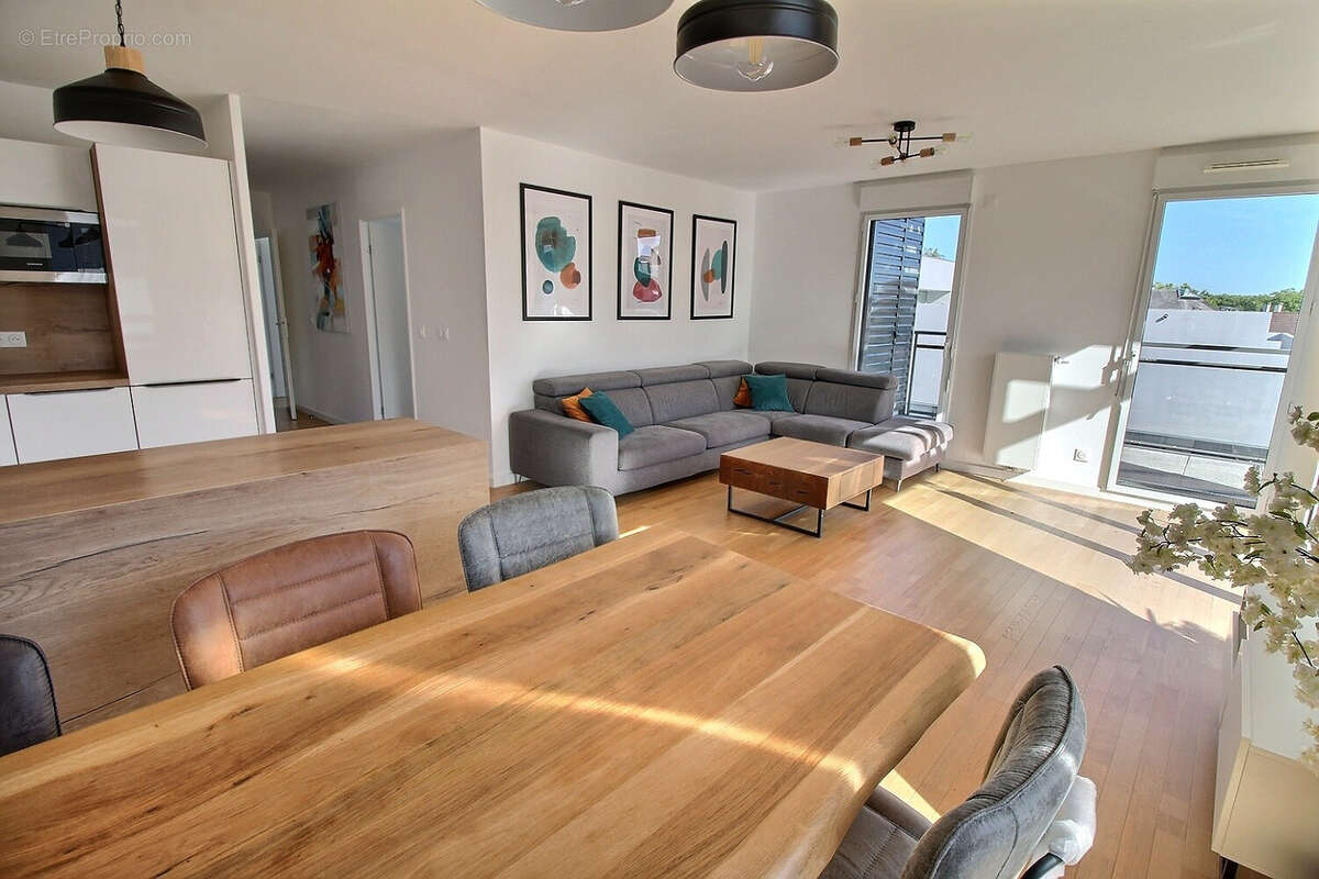 Appartement à MONTIGNY-LE-BRETONNEUX