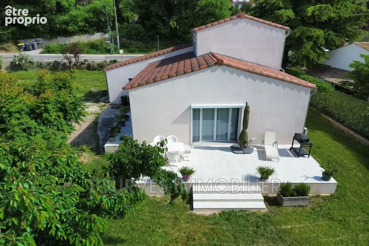 Maison 5 pièces 126 m² à vendre à Tourves (83170) - photo 4