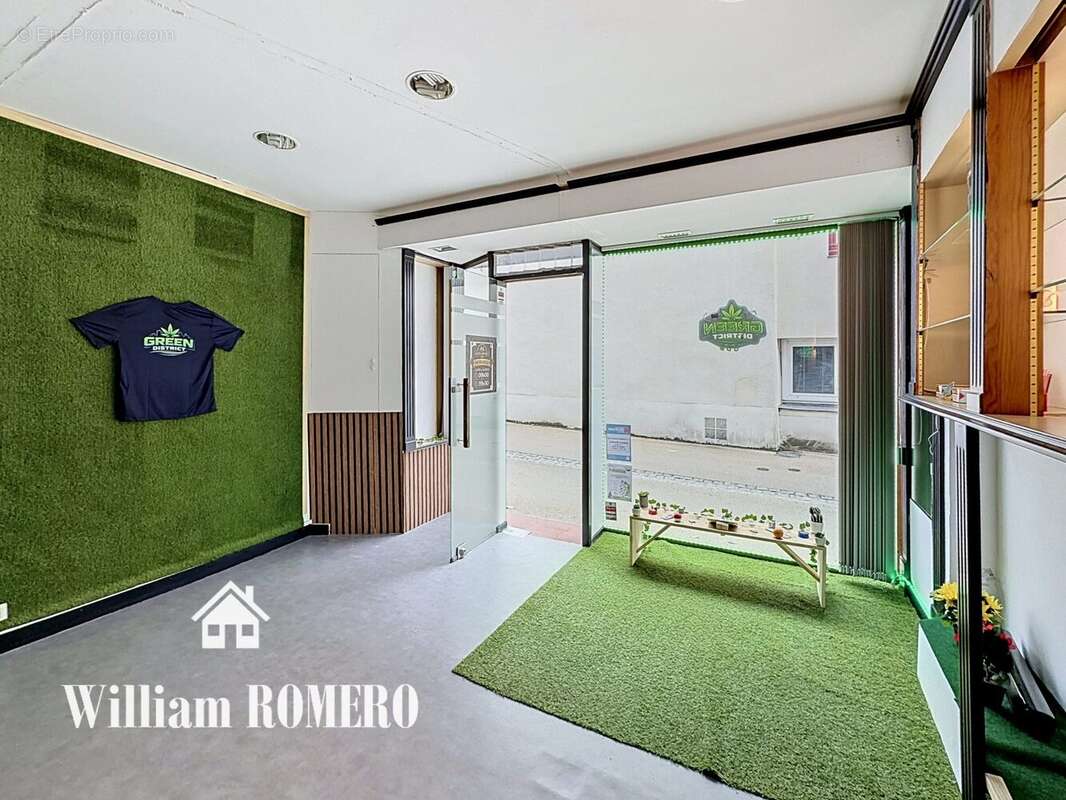 Appartement à SAINT-ETIENNE-DE-MONTLUC