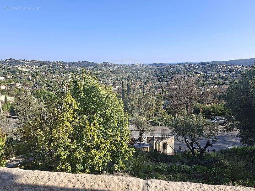 Maison à VILLENEUVE-LOUBET