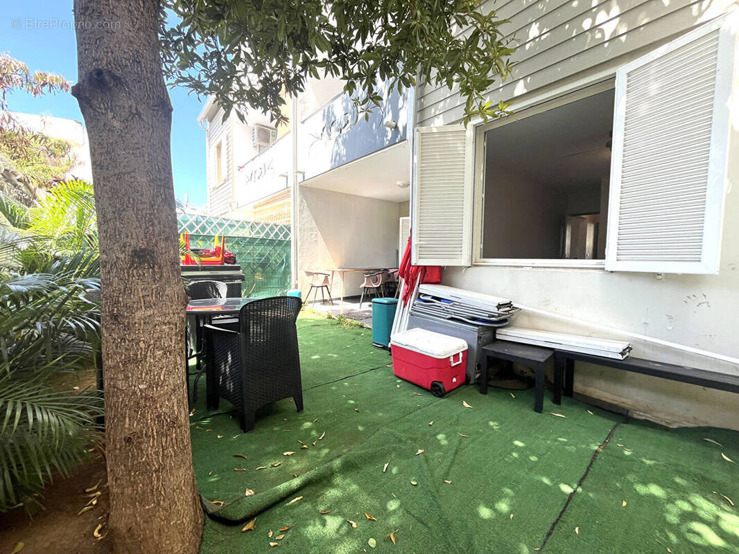 Appartement à SAINT-DENIS