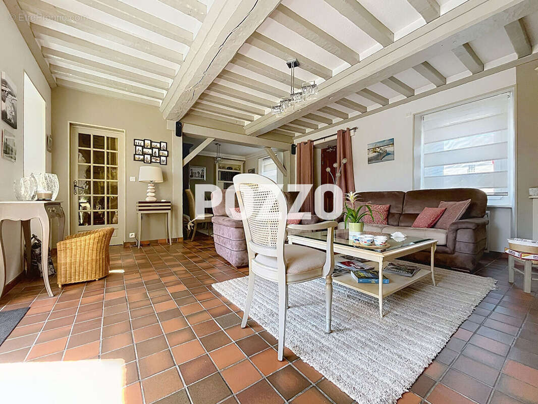 Maison à BREHAL