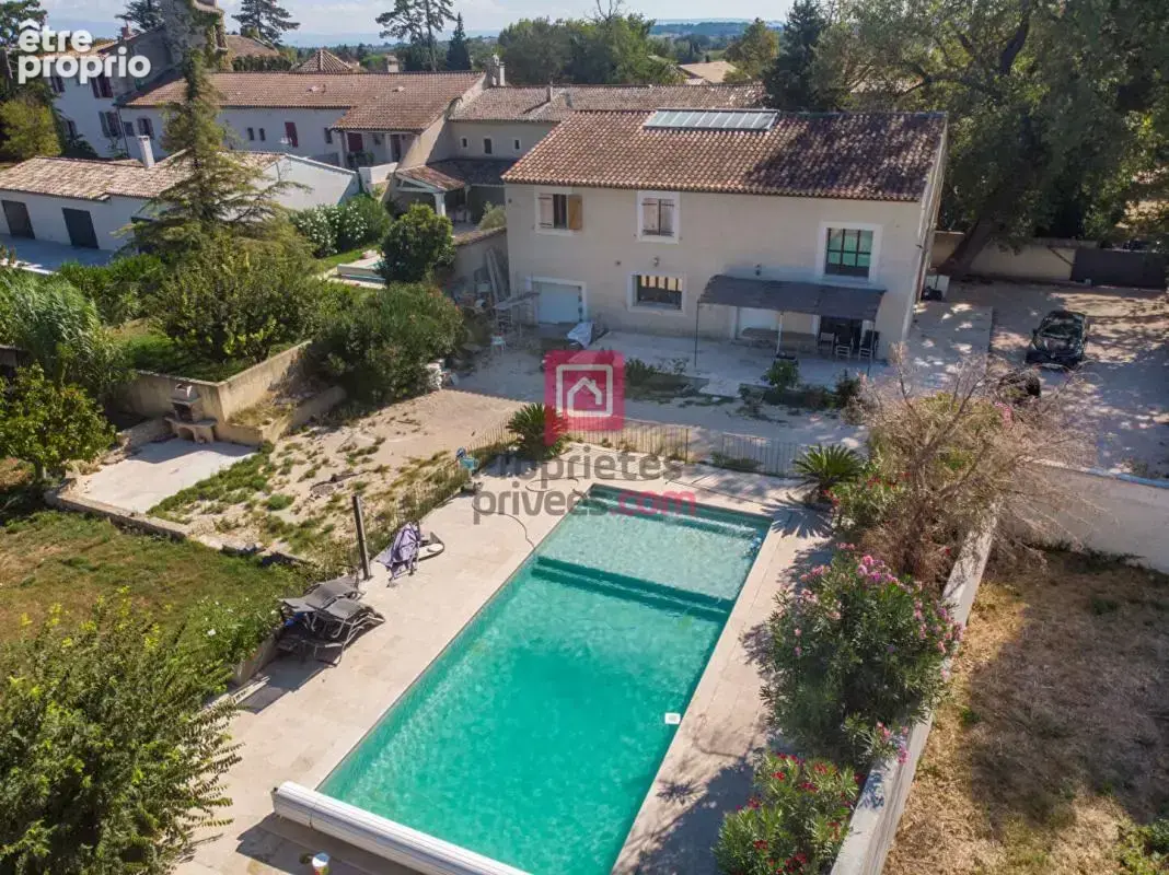 Maison à LE PONTET