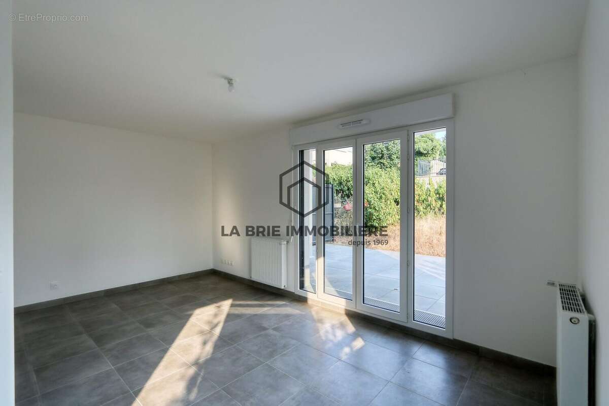 Appartement 61 m² à Mennecy  - photo 5