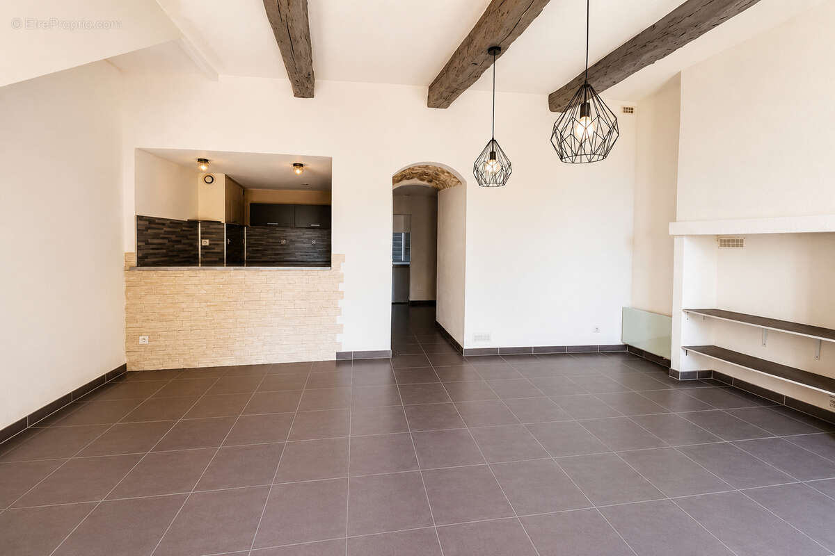 Maison à THEZAN-LES-BEZIERS