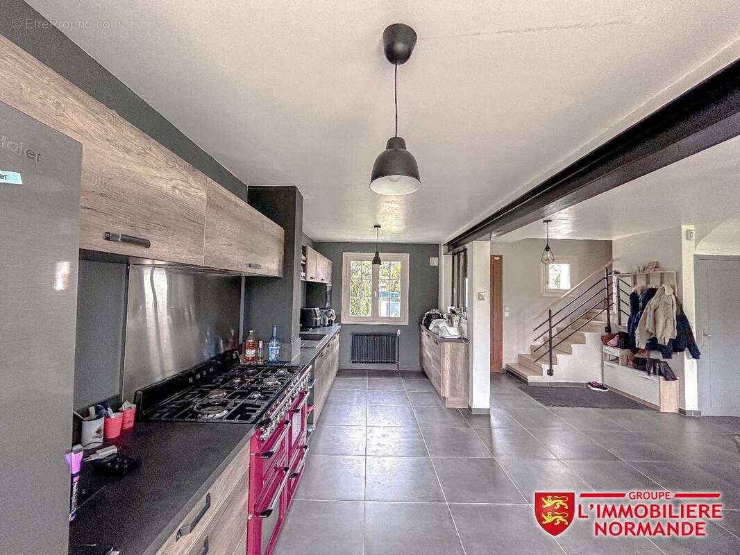 Maison à ROSNY-SUR-SEINE