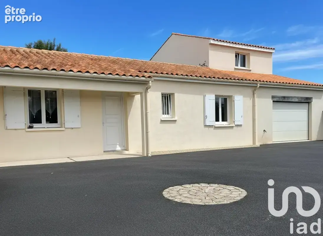 Photo 1 - Maison à LA CLISSE
