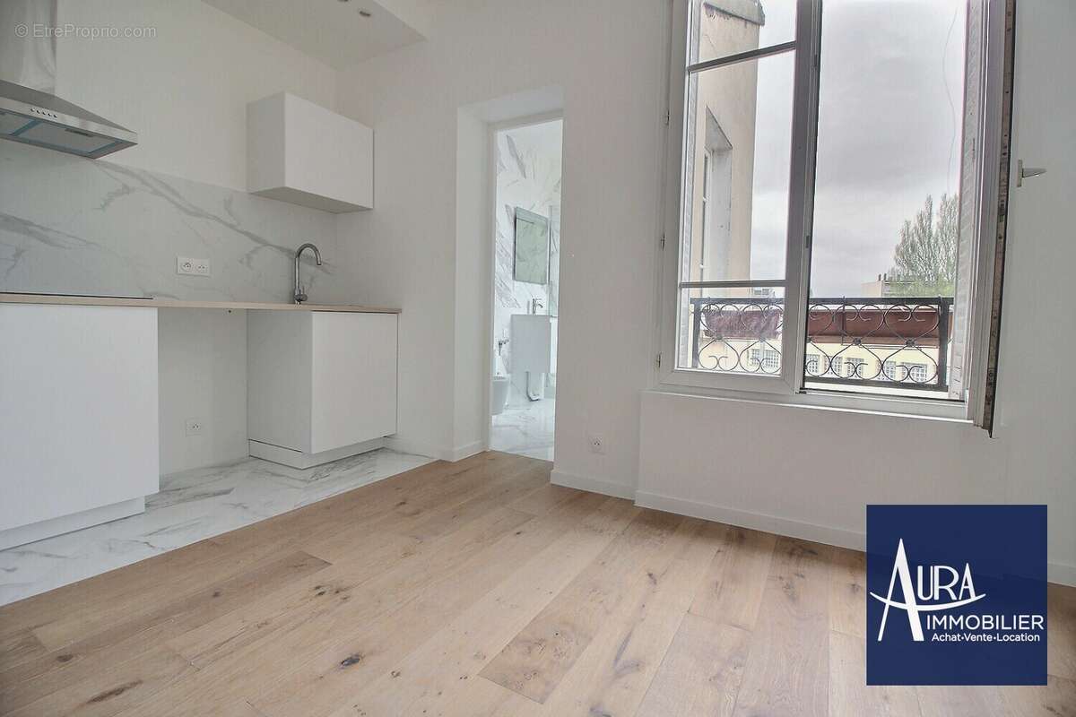 0_0006 - Appartement à LES LILAS