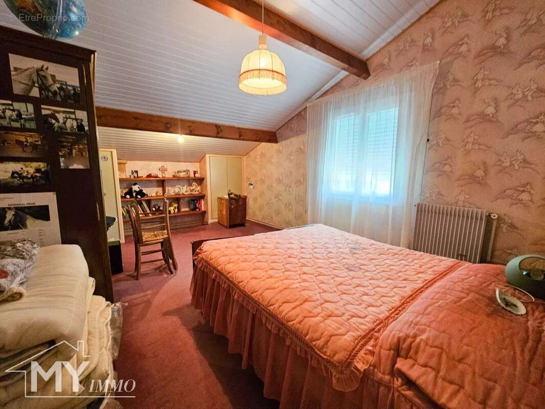 Maison à LA ROQUILLE