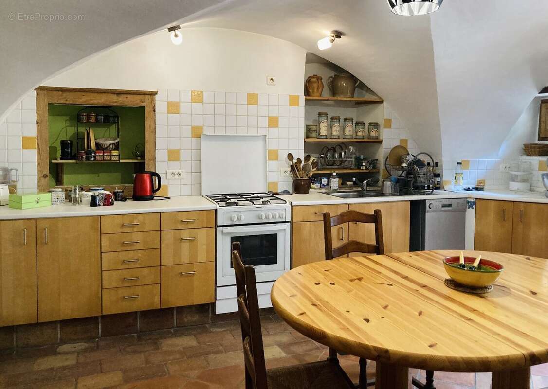 Maison à CROS