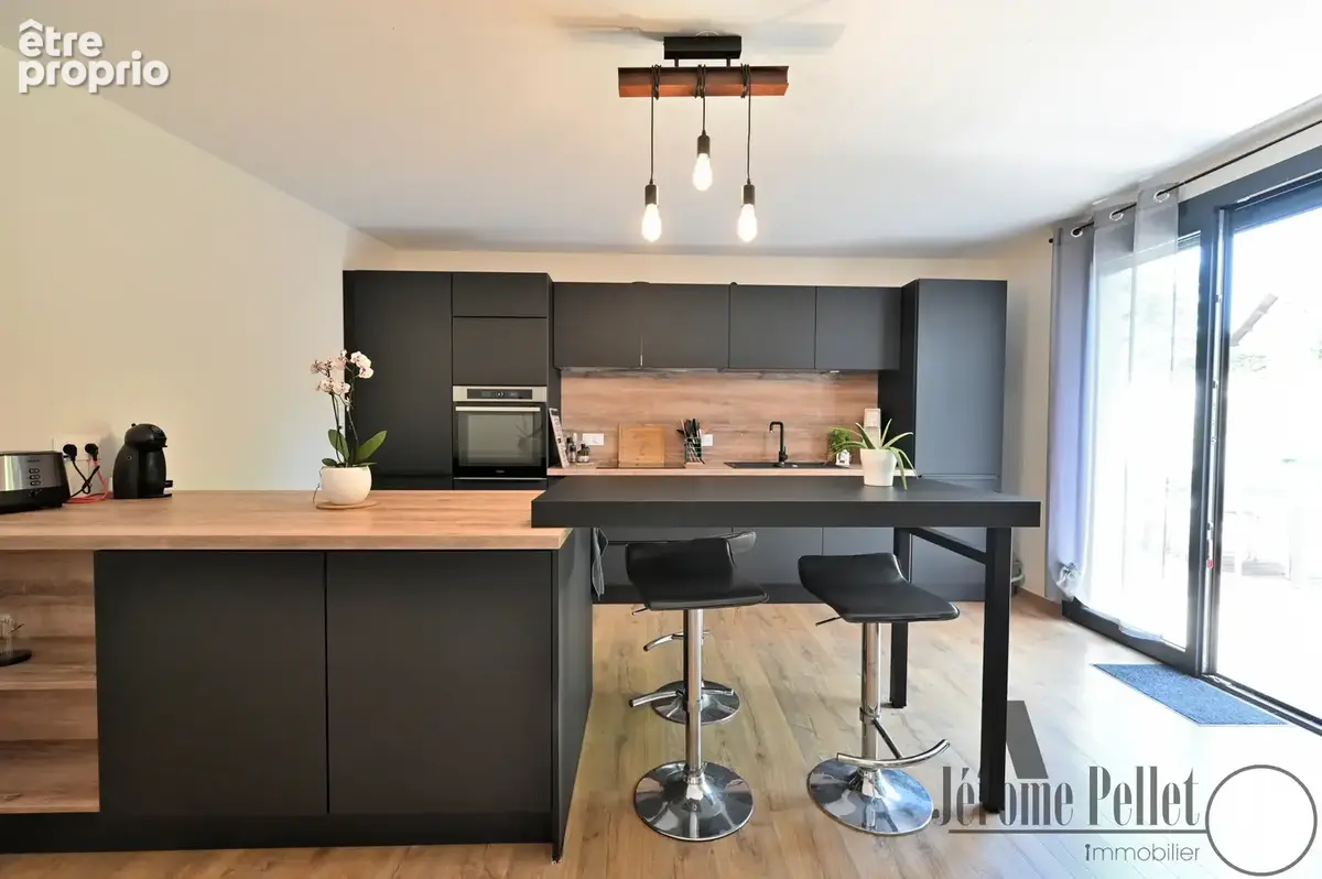A vendre : 69360, ternay centre - maison de ville 95 m2 - 3 chambres - jardin 443 m2 et garage - photo 7