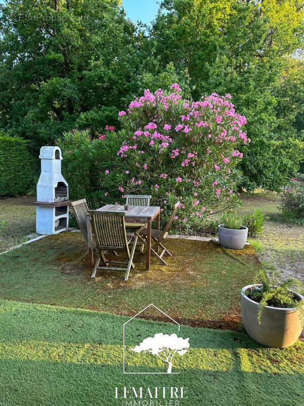 Maison à LES MATHES