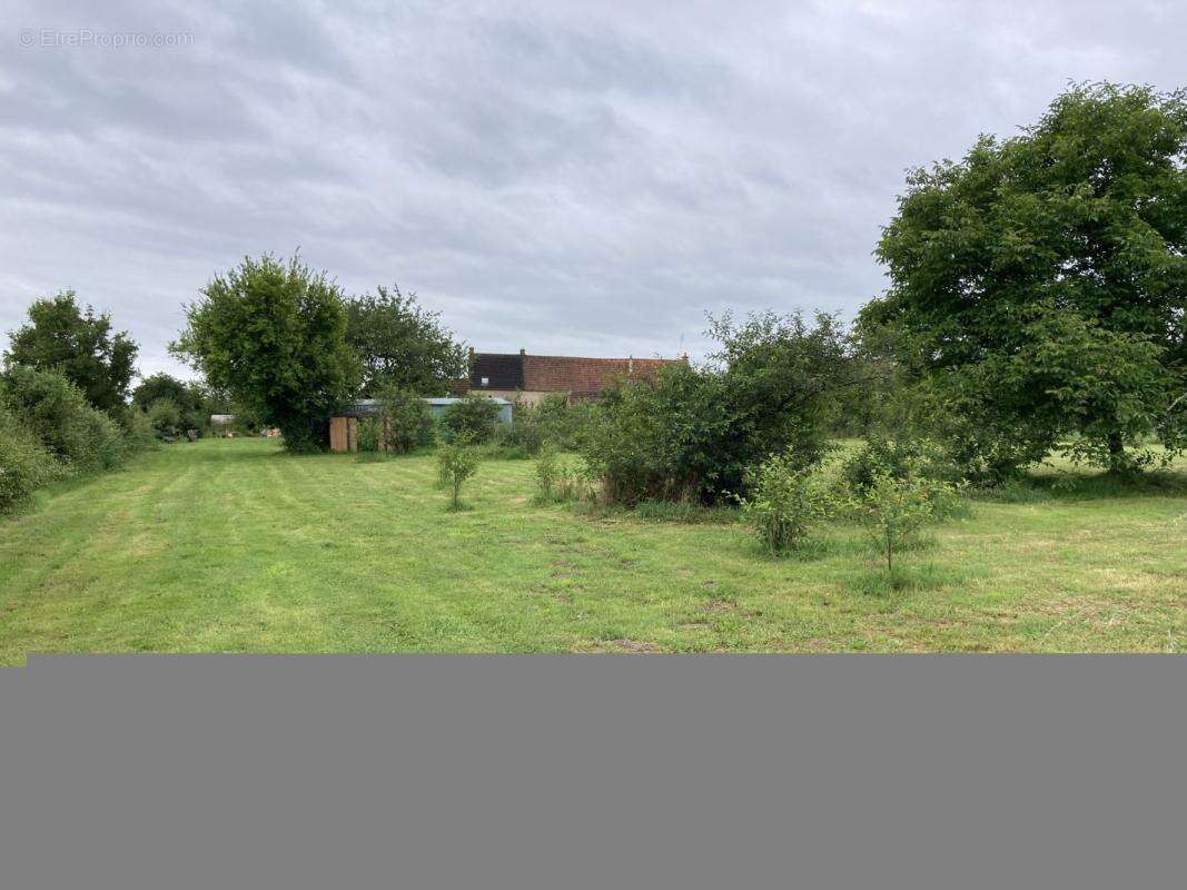 Maison à CHAMPILLET