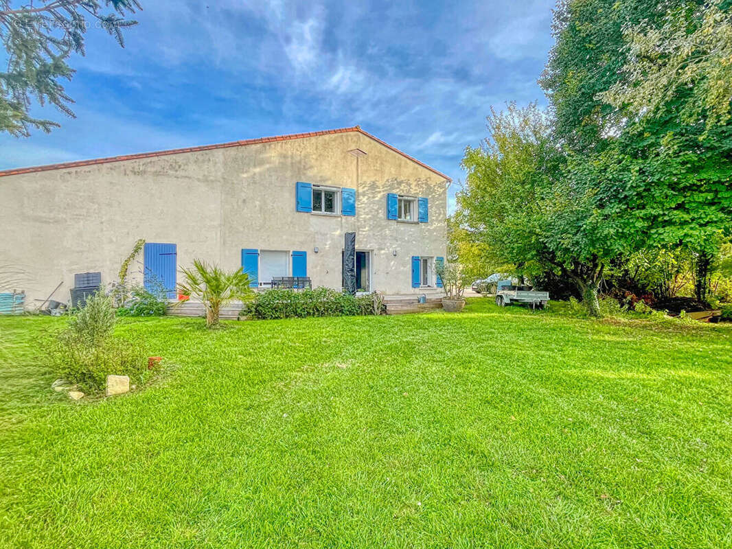 Maison à SAINT-SULPICE-DE-ROYAN