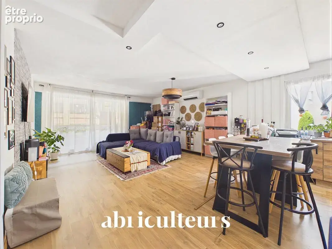 Appartement à SALON-DE-PROVENCE