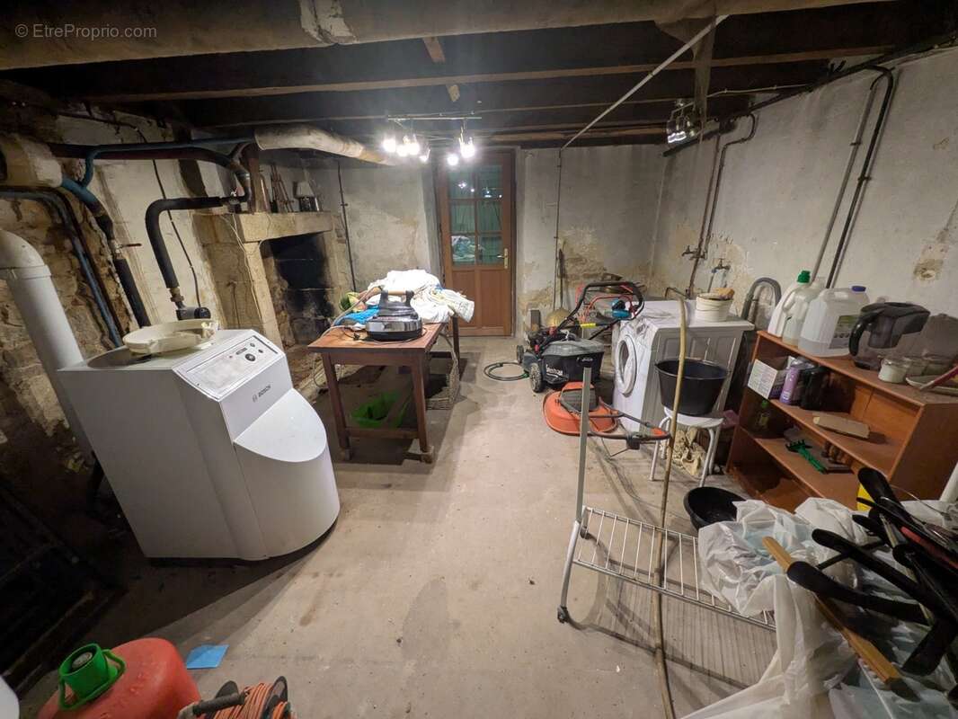 Guemene sur scorff maison bourgeoise  7 pièces 185 m² environ avec garage et dépendances,un puits une parcelle de 3706m² - photo 25