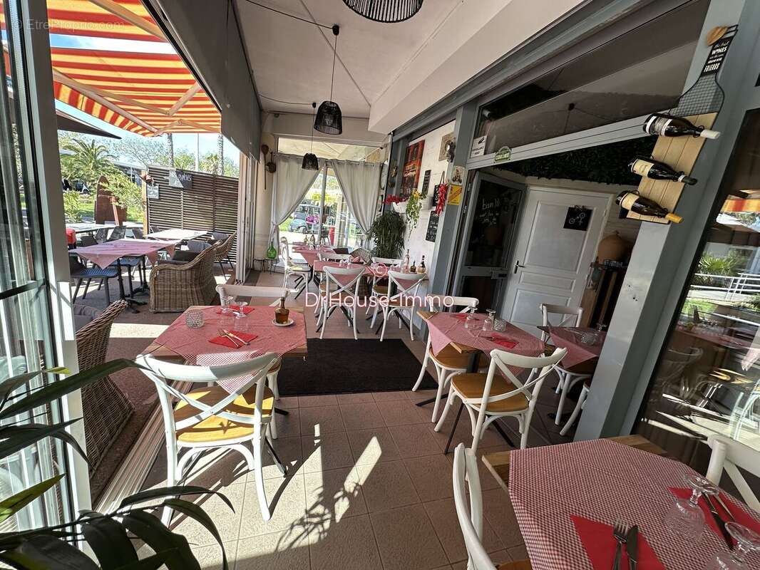 Commerce 64 m² à Agde  - photo 6