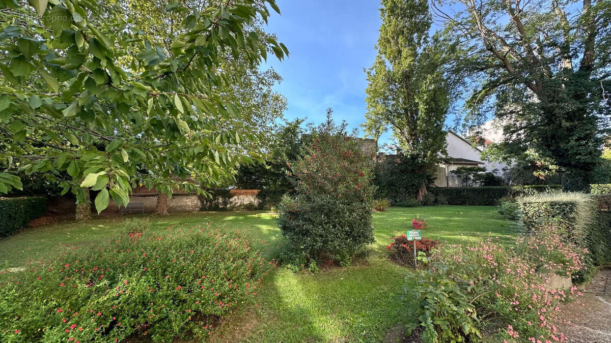 Appartement à CHAMPIGNY-SUR-MARNE