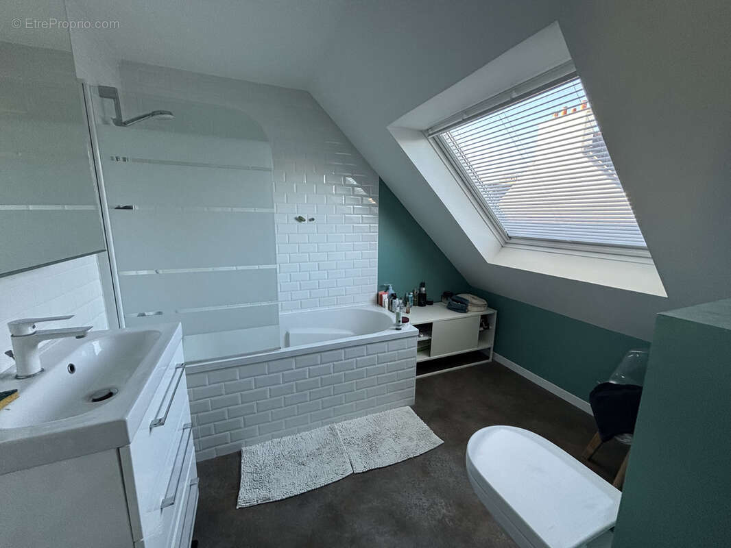 Maison à LE RELECQ-KERHUON