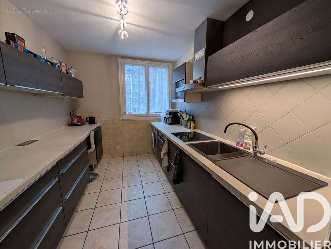 Photo 3 - Appartement à LE PONT-DE-CLAIX