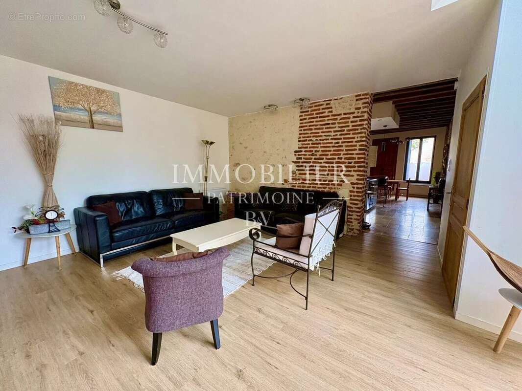 Appartement à BILLY