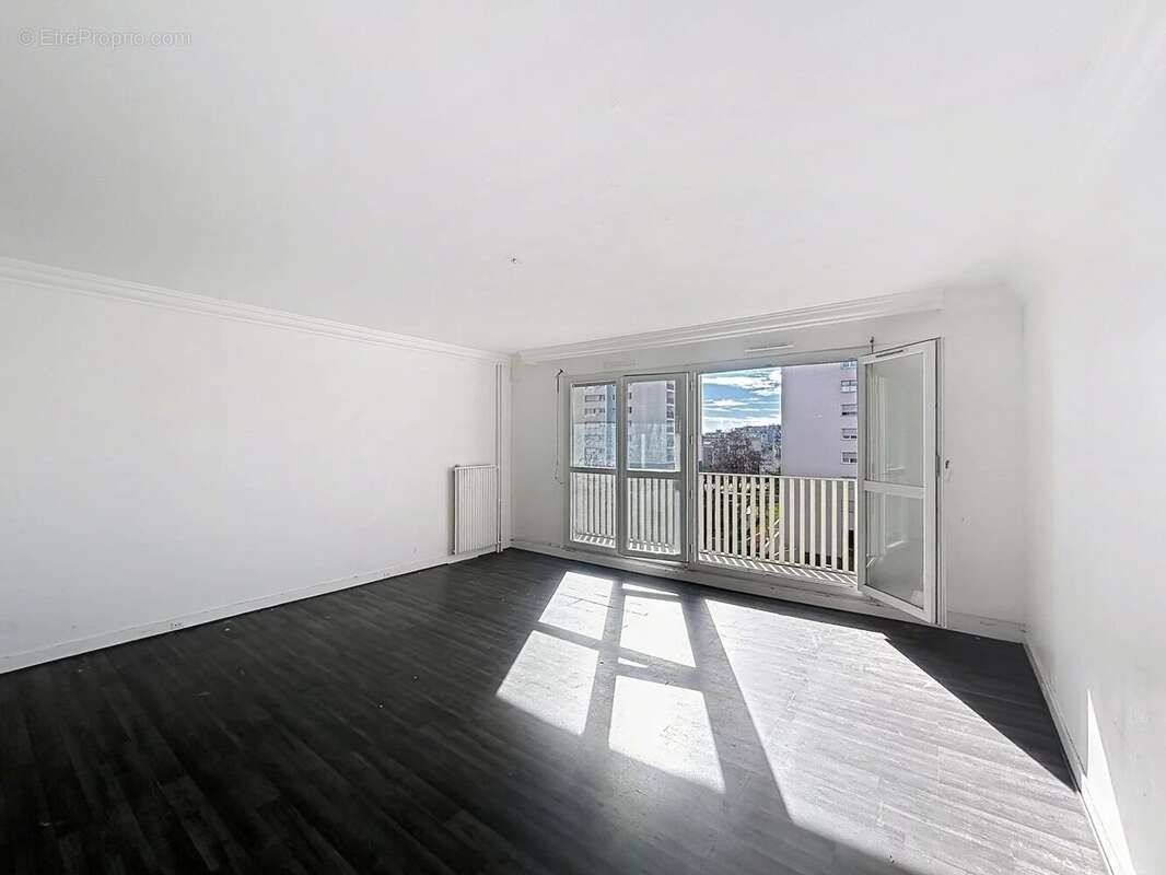 Appartement à ROSNY-SOUS-BOIS