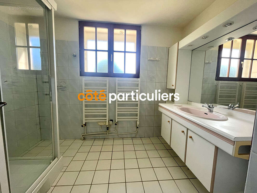 Maison à GRAINVILLE-SUR-ODON