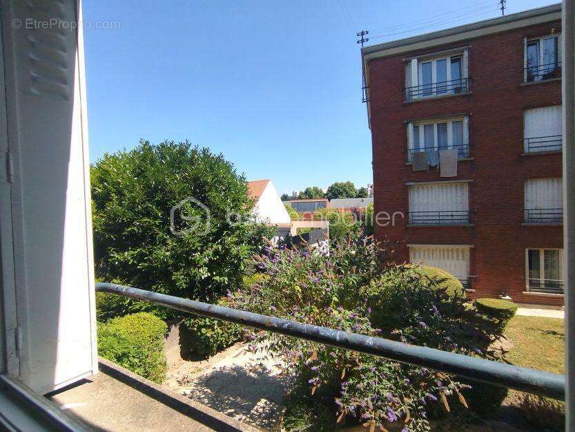 Appartement à LE RAINCY