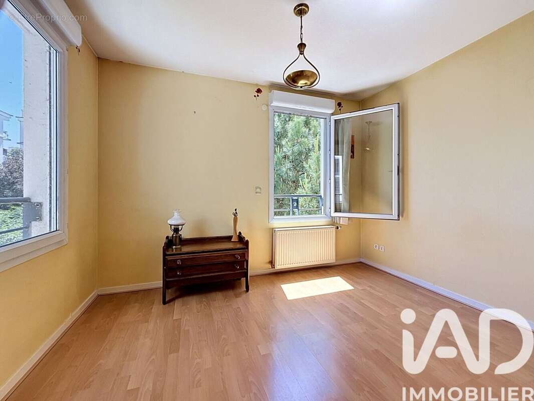 Photo 8 - Appartement à TASSIN-LA-DEMI-LUNE